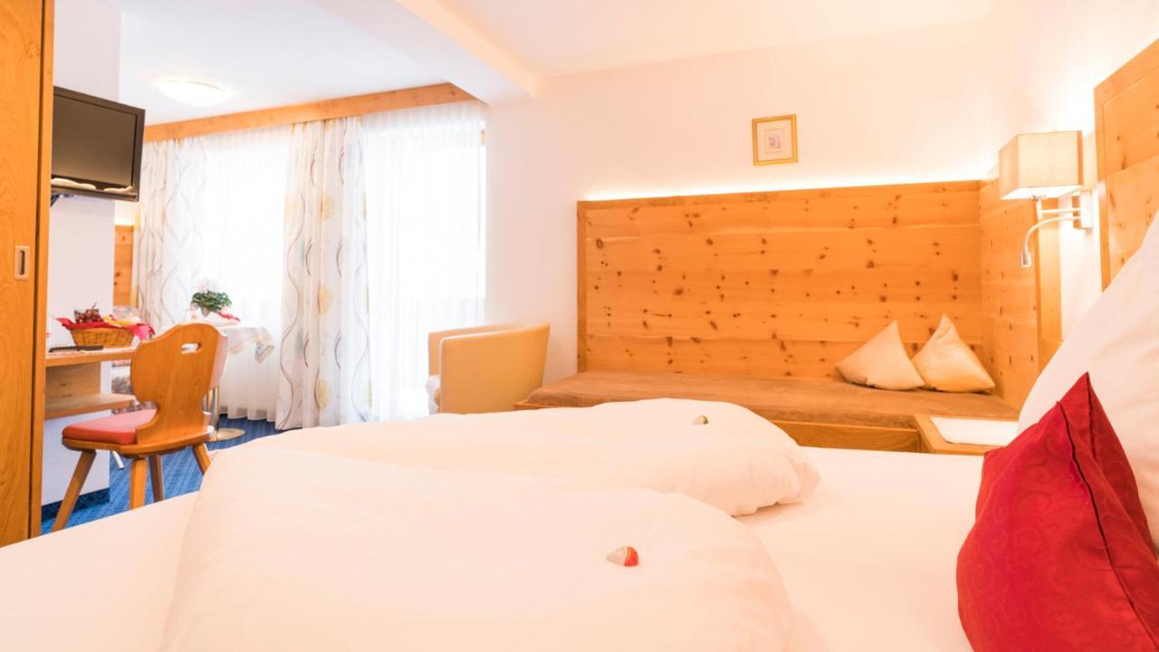 Bergsporthotel Antonie Gries im Sellrain Bagian luar foto