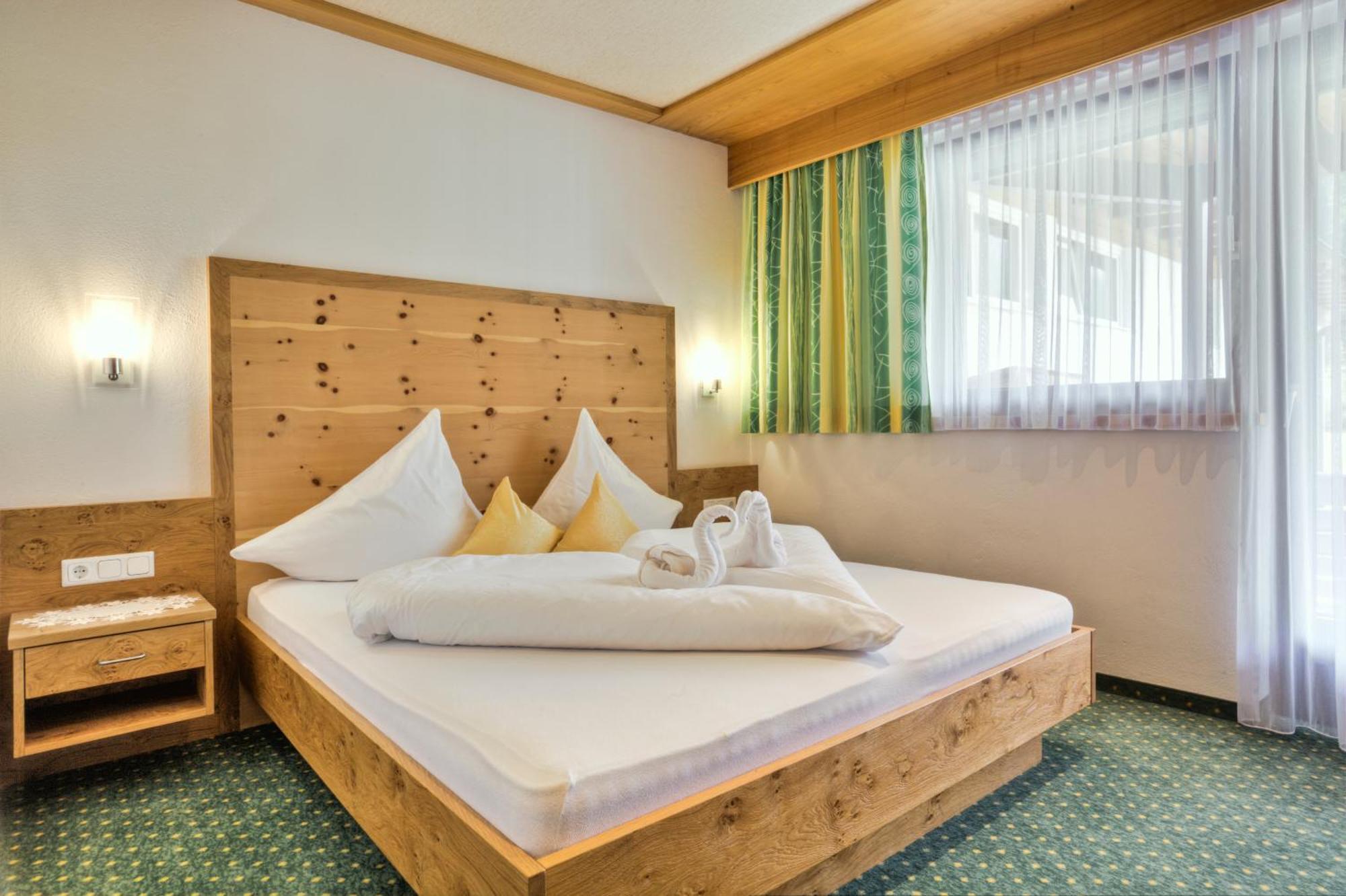 Bergsporthotel Antonie Gries im Sellrain Bagian luar foto
