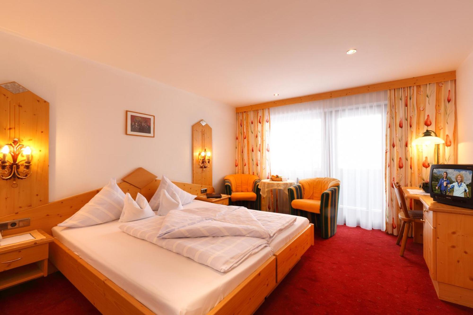 Bergsporthotel Antonie Gries im Sellrain Bagian luar foto
