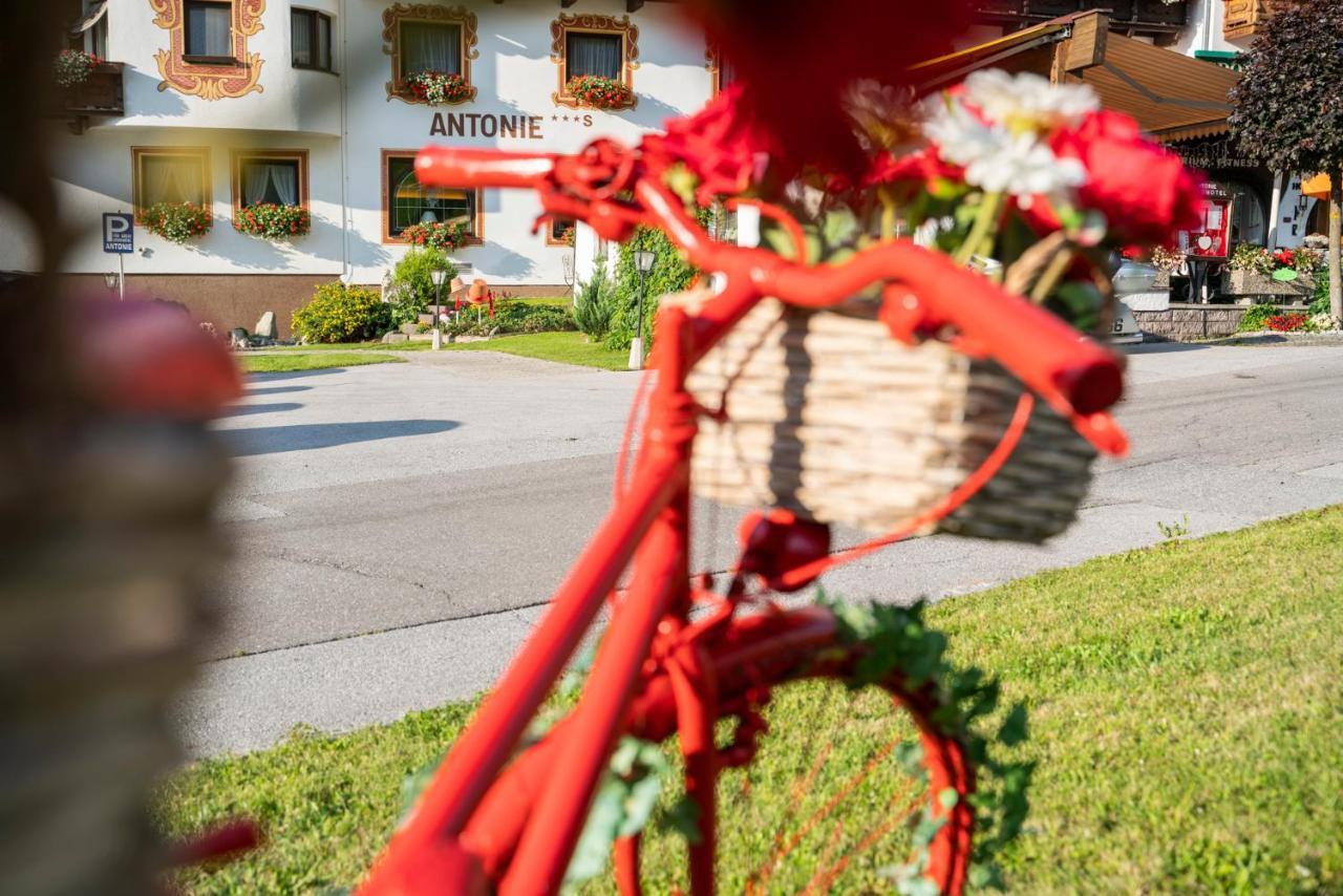 Bergsporthotel Antonie Gries im Sellrain Bagian luar foto
